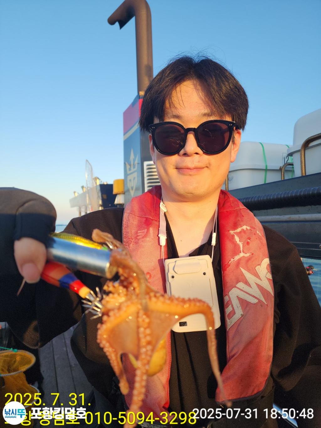 F2736348JY.jpg