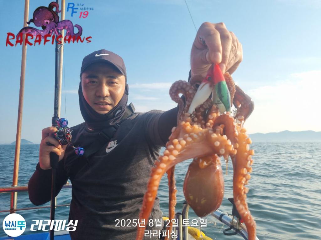 F2739351UF.jpg