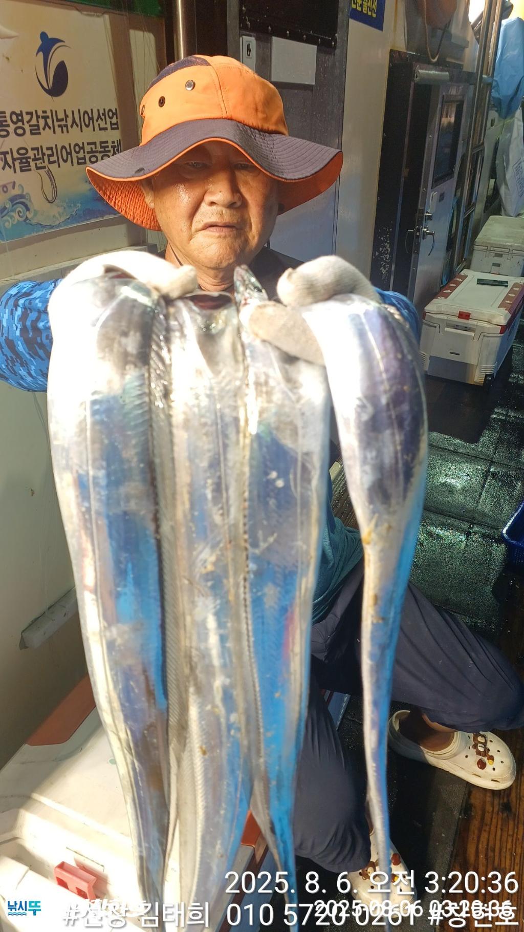 F274129353.jpg