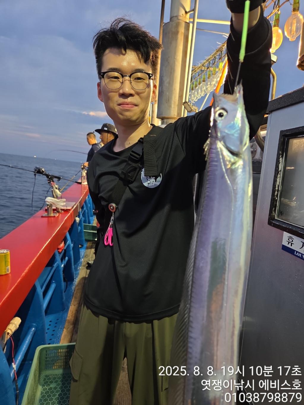 F2743471JP.jpg