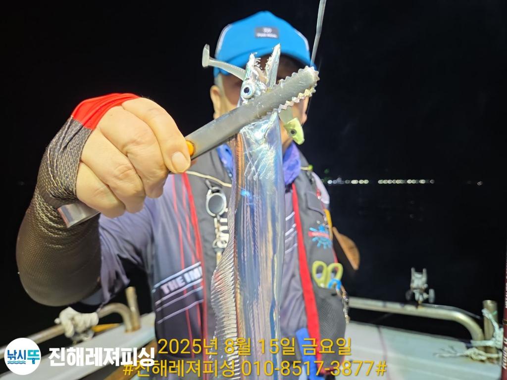 F27489209T.jpg
