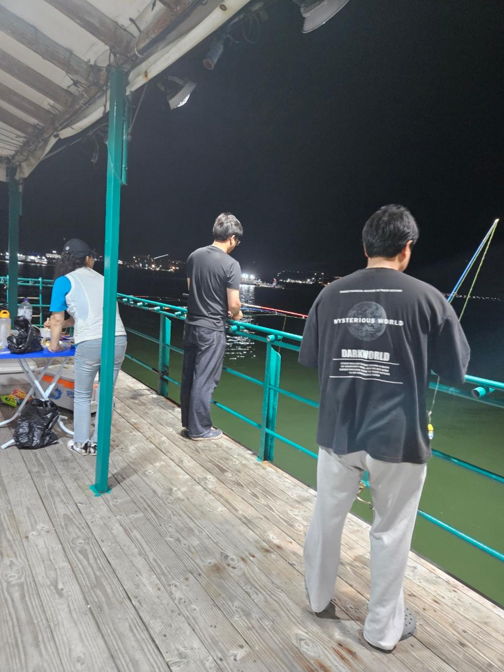 F2749758T5.jpg