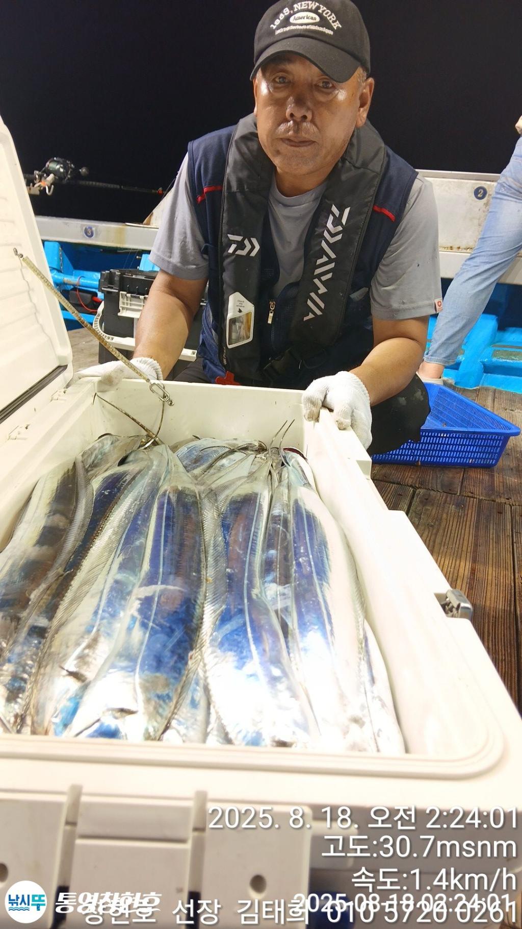 F2752050IG.jpg