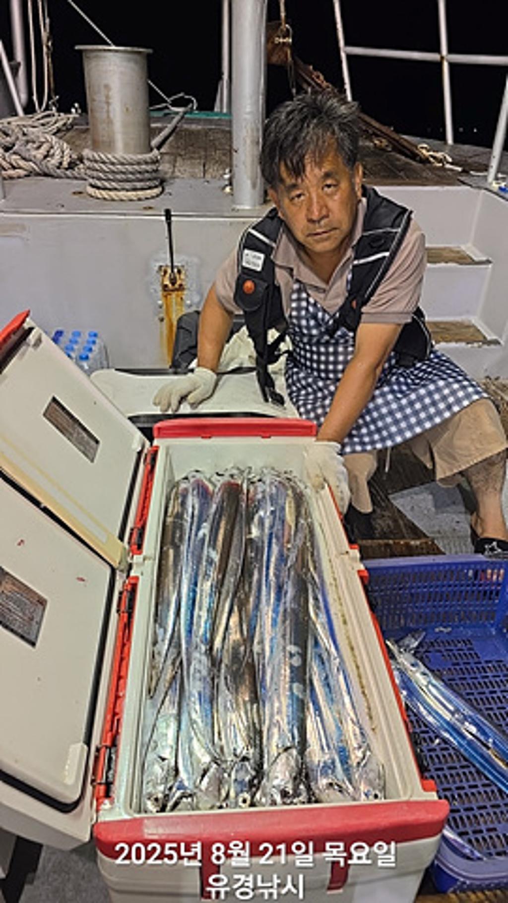 F2755845I5.jpg