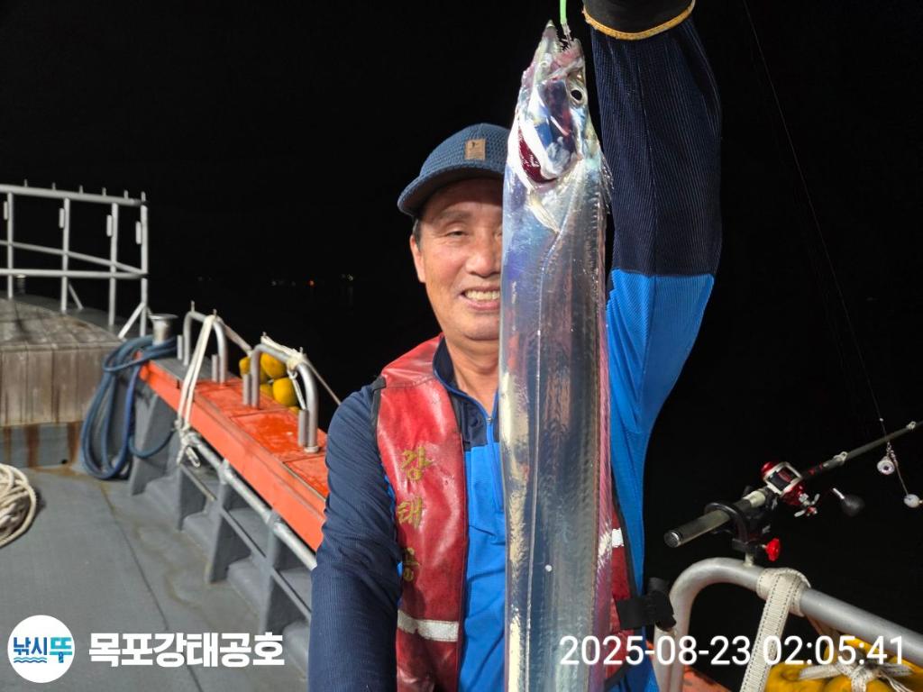 F2758202NC.jpg