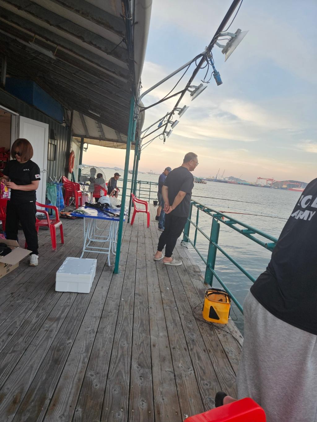 F2759459D7.jpg