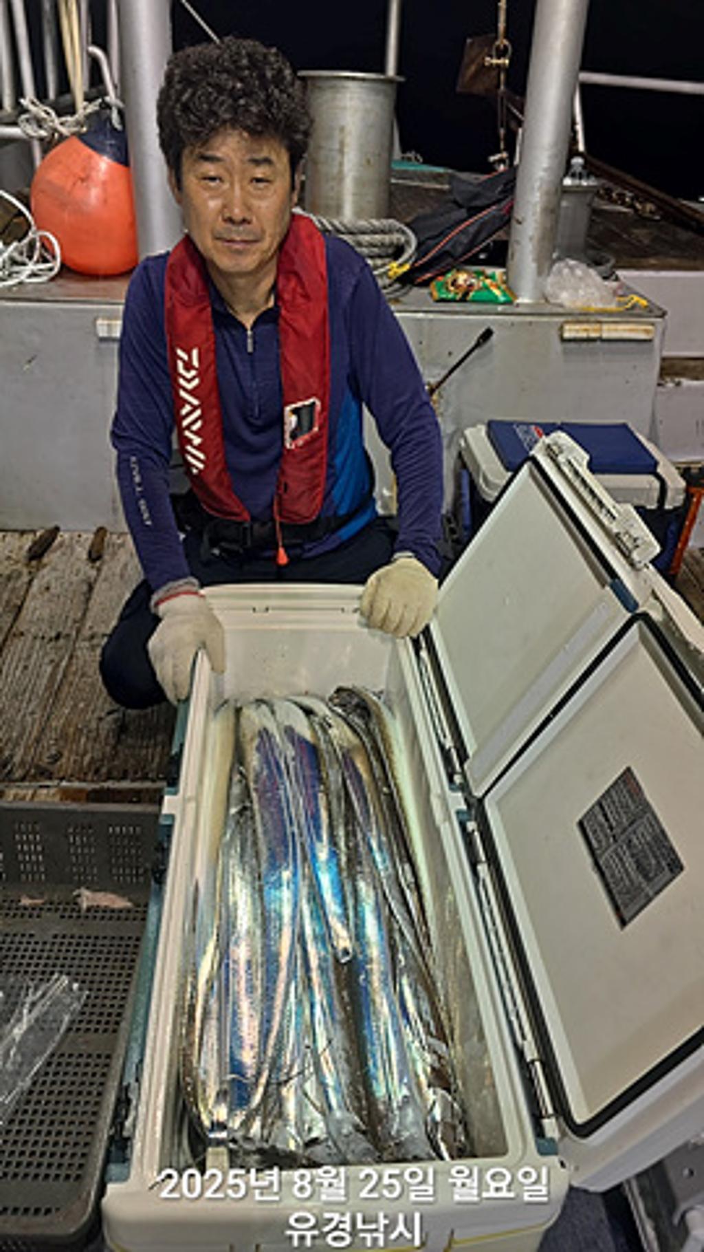 F2760492DC.jpg