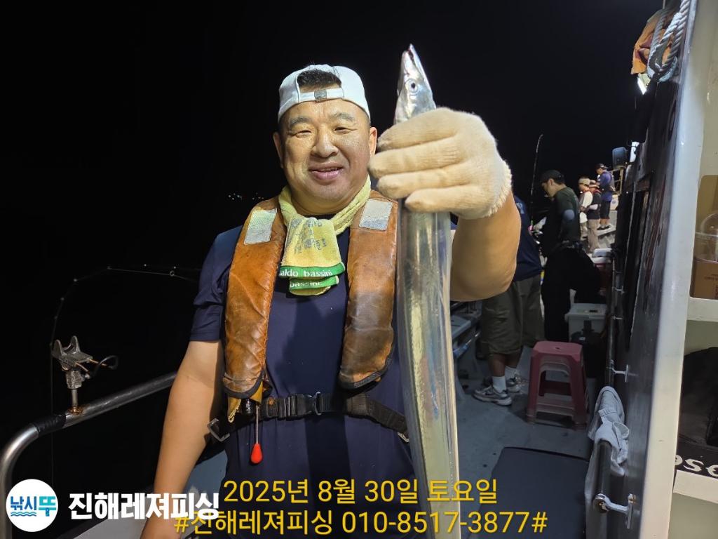 F2766701TY.jpg