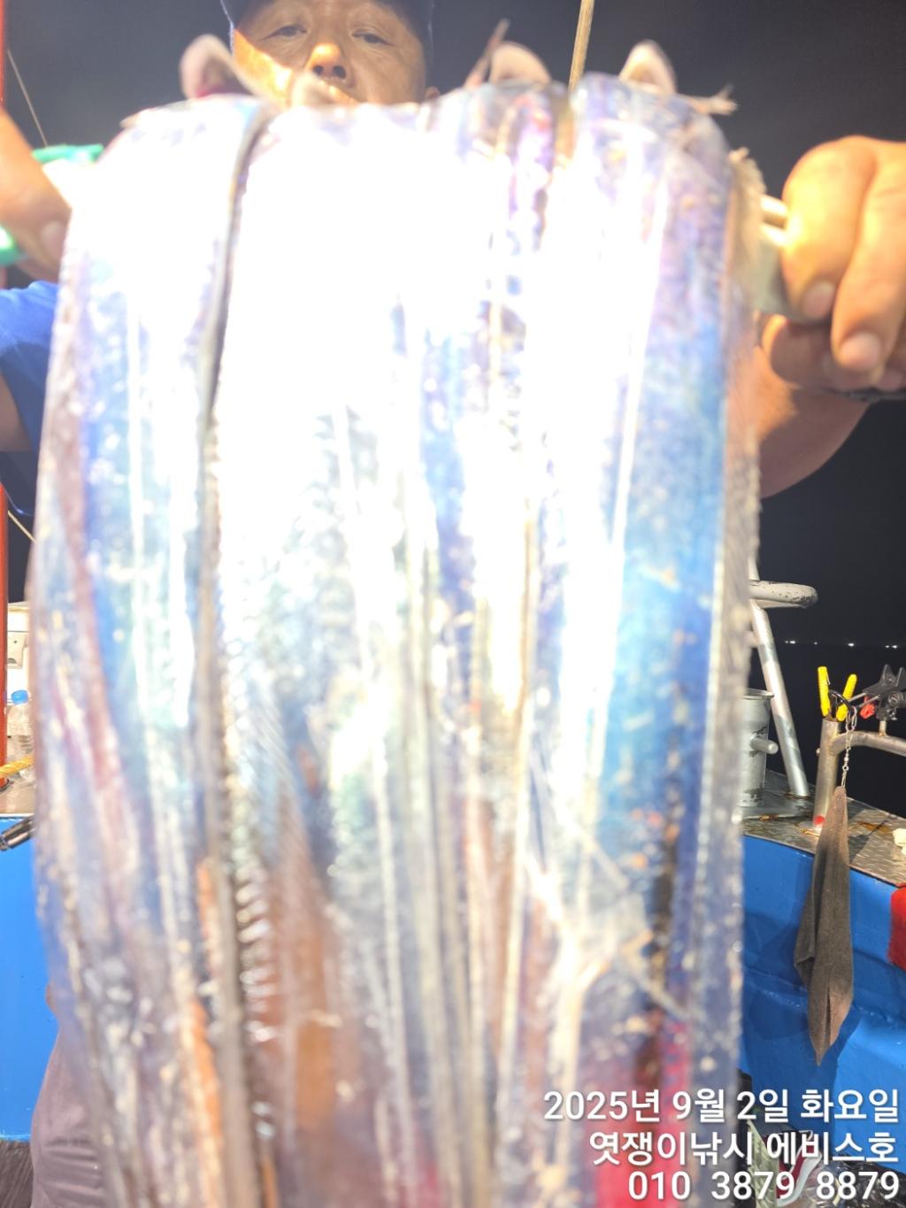 F2768940CI.jpg