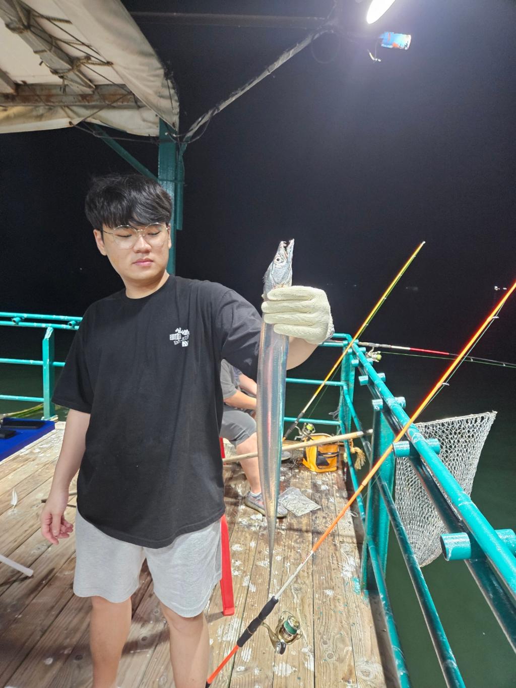 F2769595IG.jpg