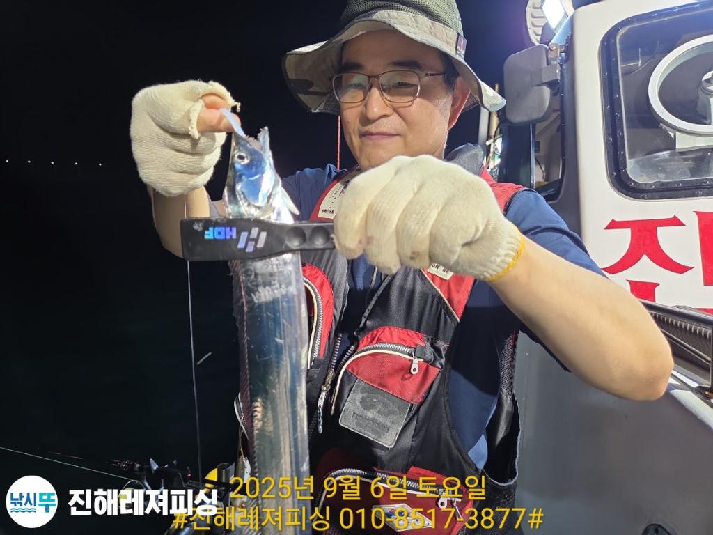 F2772660YD.jpg