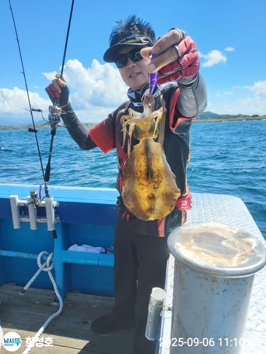 F2772755V5.jpg