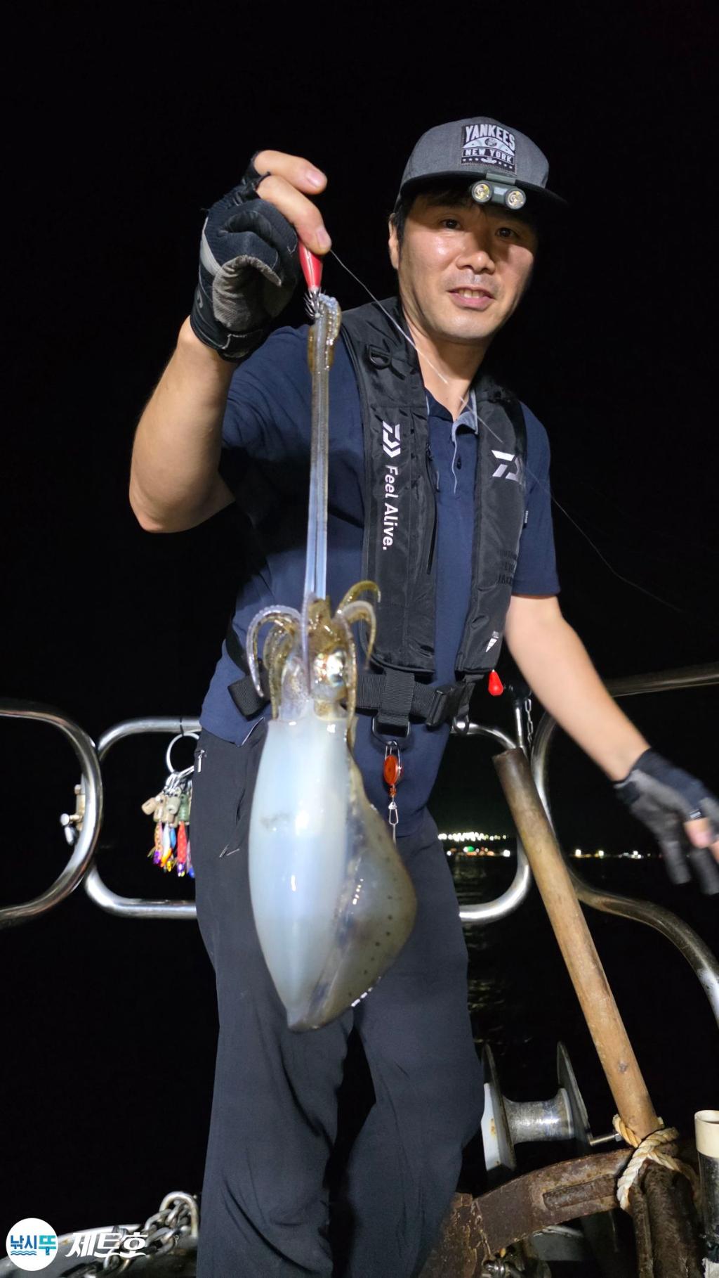 낚시뚜,무늬오징어,영일만항,포항 제트호,낚시뚜5