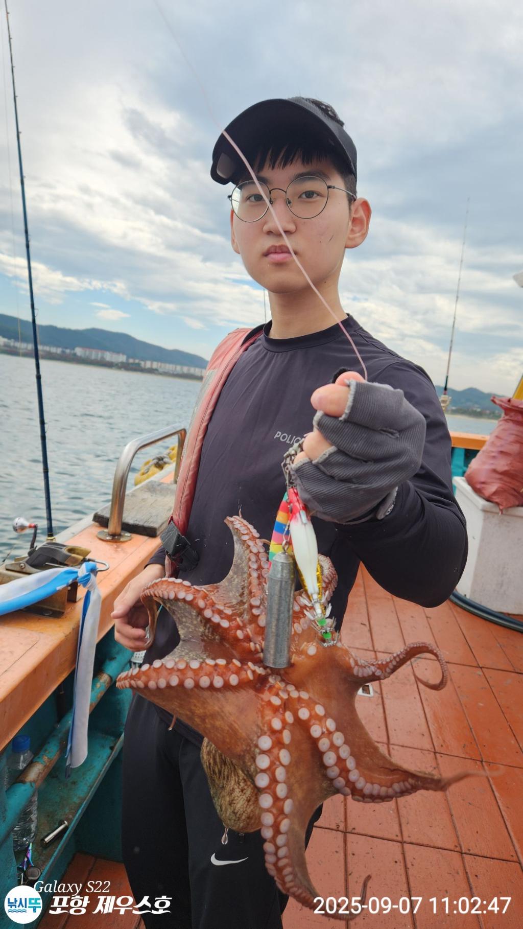 F2776331ME.jpg