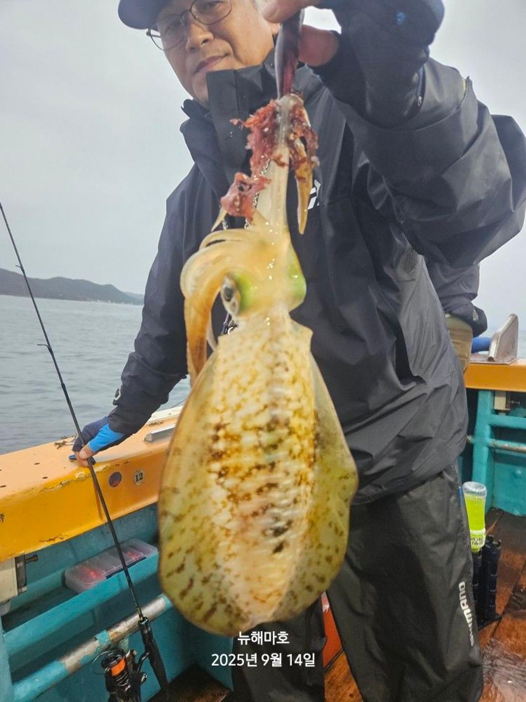 F2776790F4.jpg