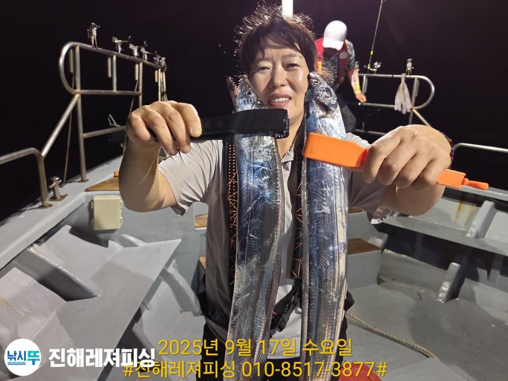 F2780173WE.jpg