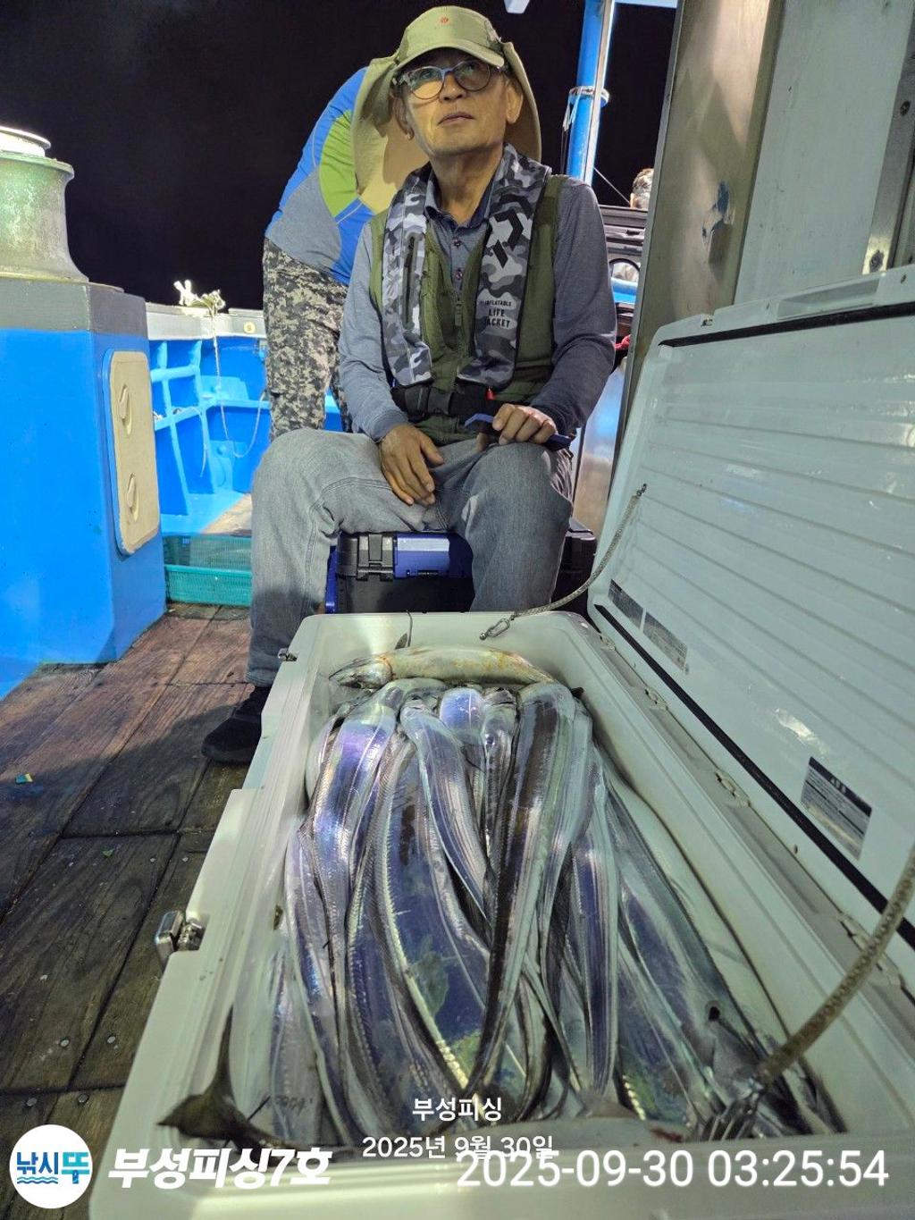 F2787263UC.jpg