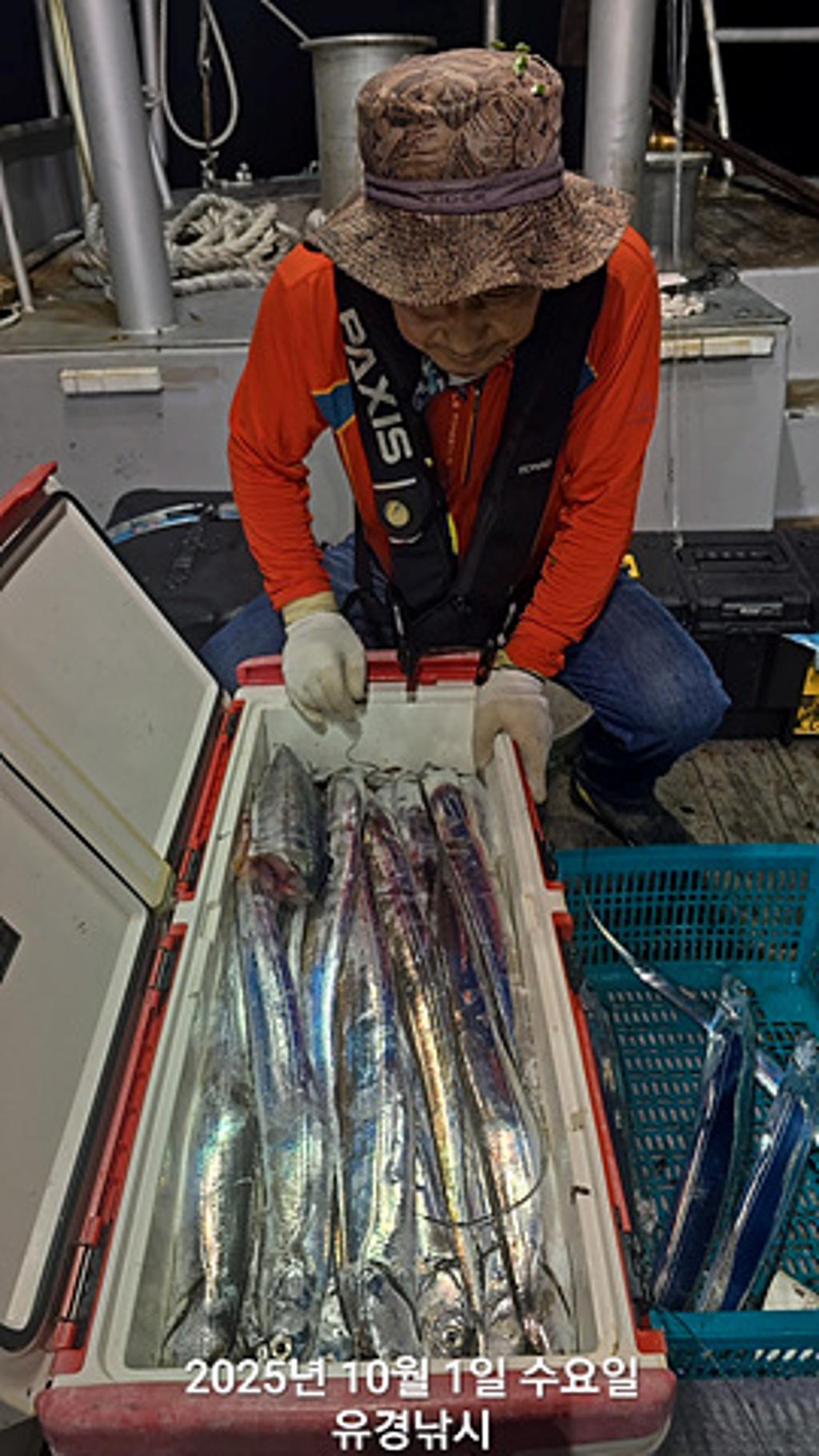 F2788451J7.jpg