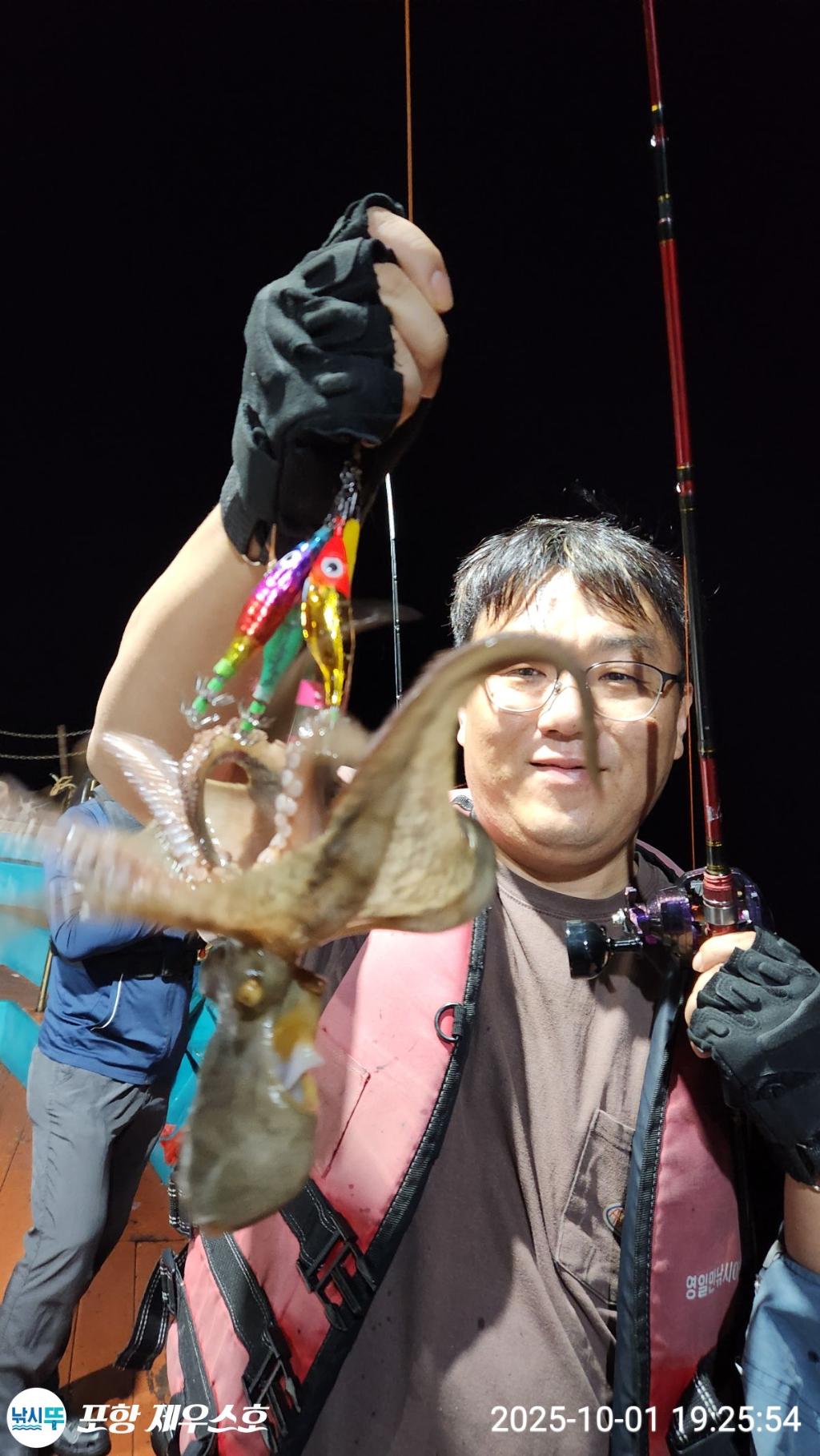 F2789232AC.jpg