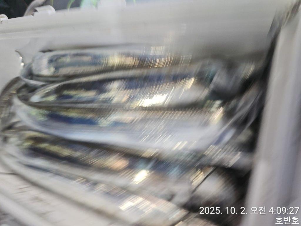 F2789595YC.jpg