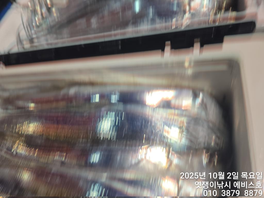 F2790391SR.jpg