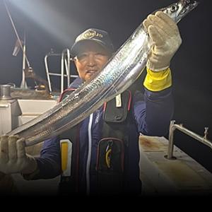 조황, 유경낚시 오늘부터내만갈치달립니다 자리여유많아요