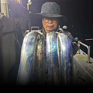 조황, 유경낚시오늘부터내만갈치달립니다 자리여유많아요/자리여유많아요