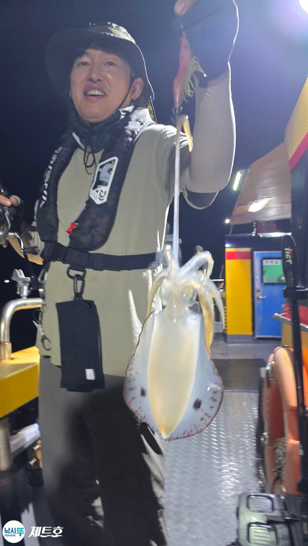 낚시뚜,무늬오징어,영일만항,포항 제트호,낚시뚜8