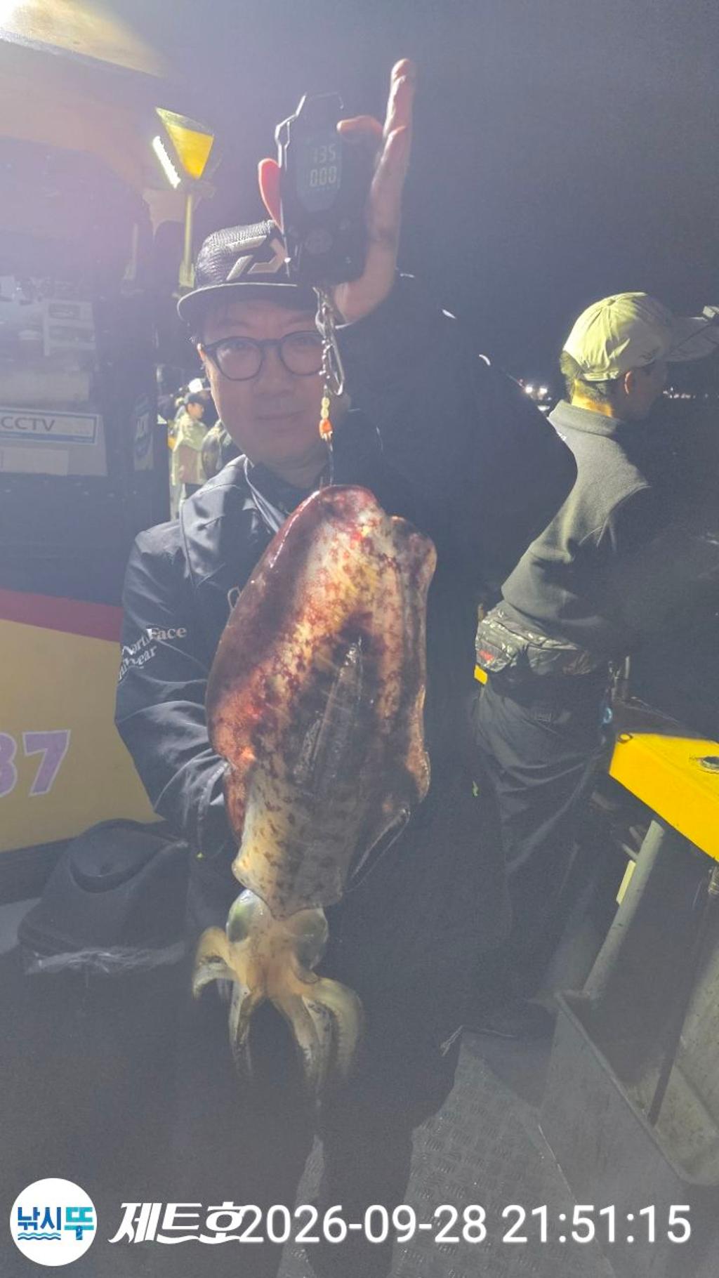 낚시뚜,무늬오징어,영일만항,포항 제트호,낚시뚜1